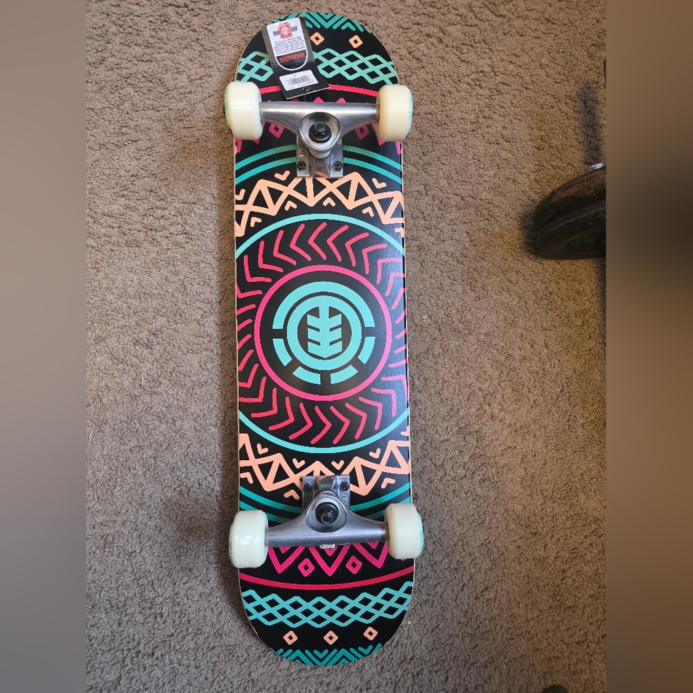 Element skateboard nwt